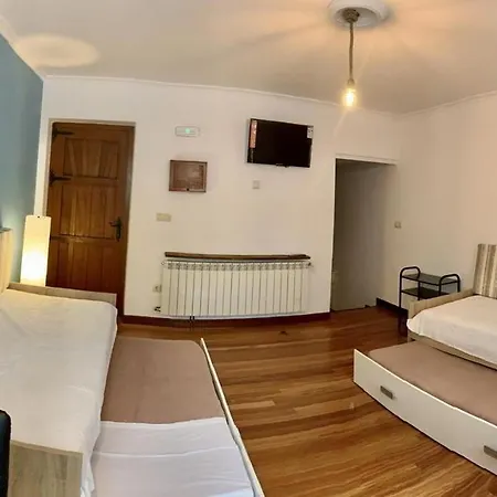 Apartment La De